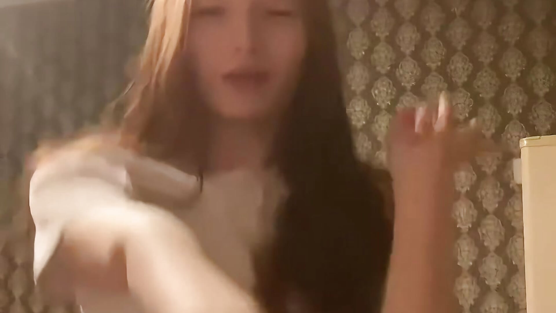 Unwrapping Me - video by Cleonoth2o cam model