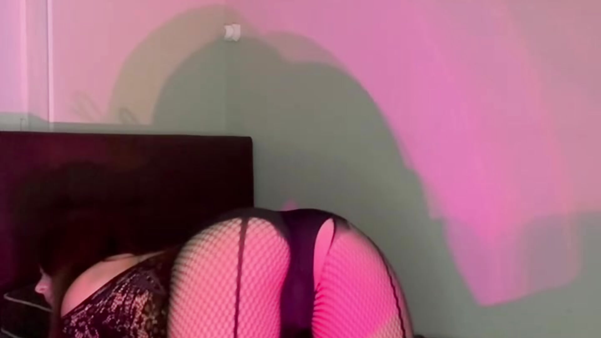 slutty net outfit p.2－カメラキャストのObsidianVelourの動画