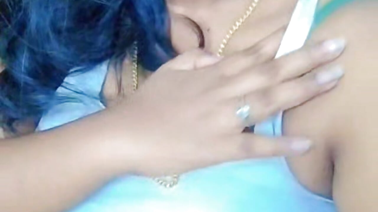 Romantic girl ✨ - video by laddu15105 cam model