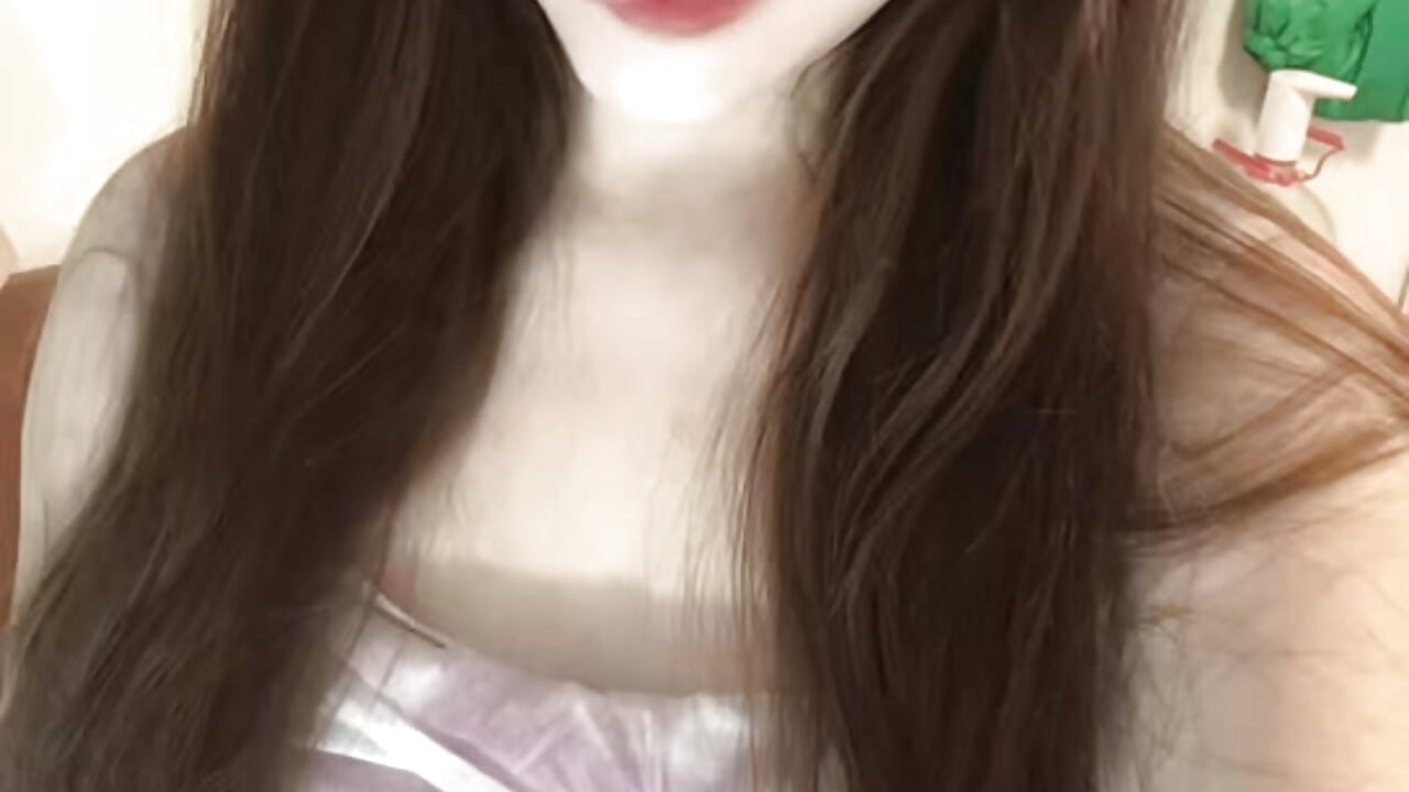 微信视频2025-12-04_221859_536 - video by zdy125211 cam model