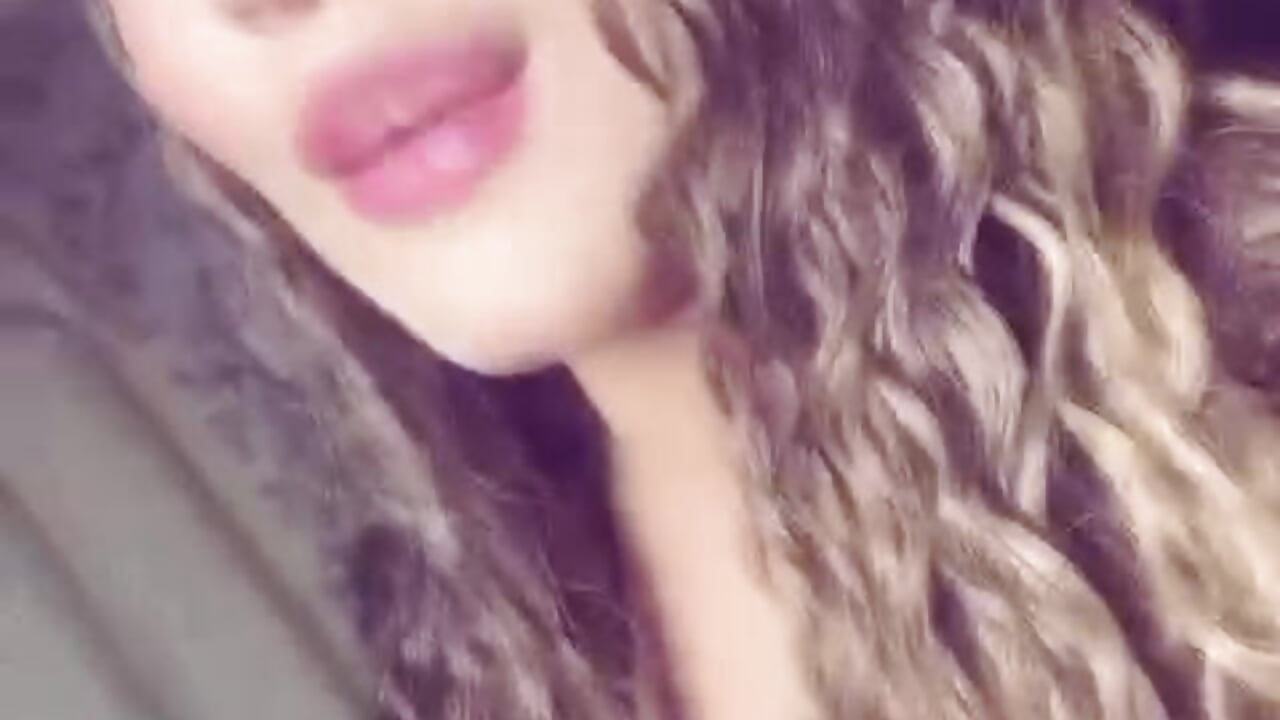 coquette - vídeo de la modelo de cam JulietaHazze_