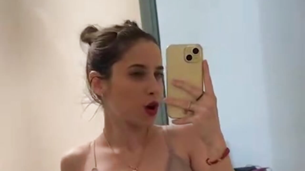 1000021116 - video od modelky/modela cristinalore