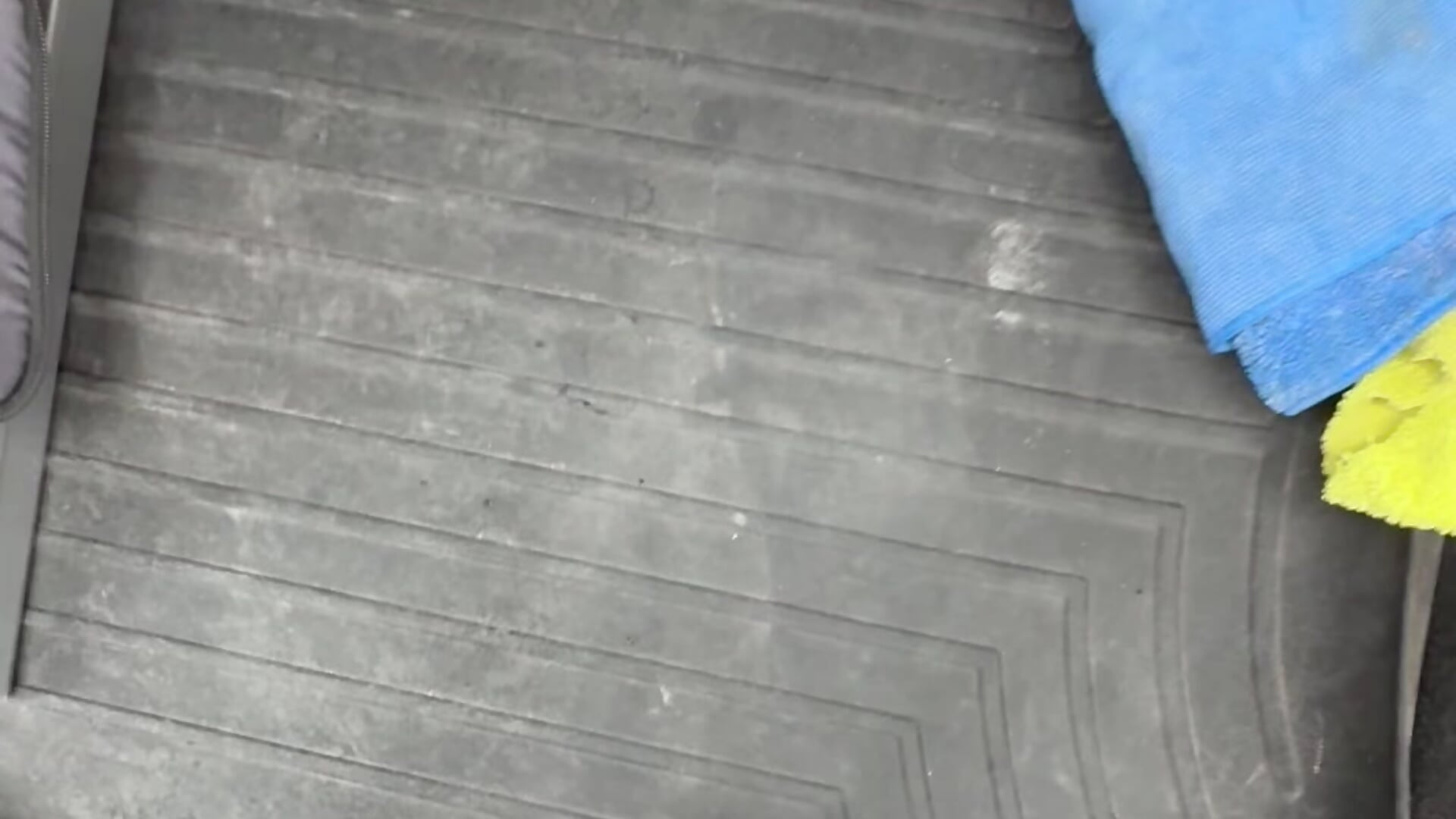 IMG_6130 - video by grungeman503 cam model