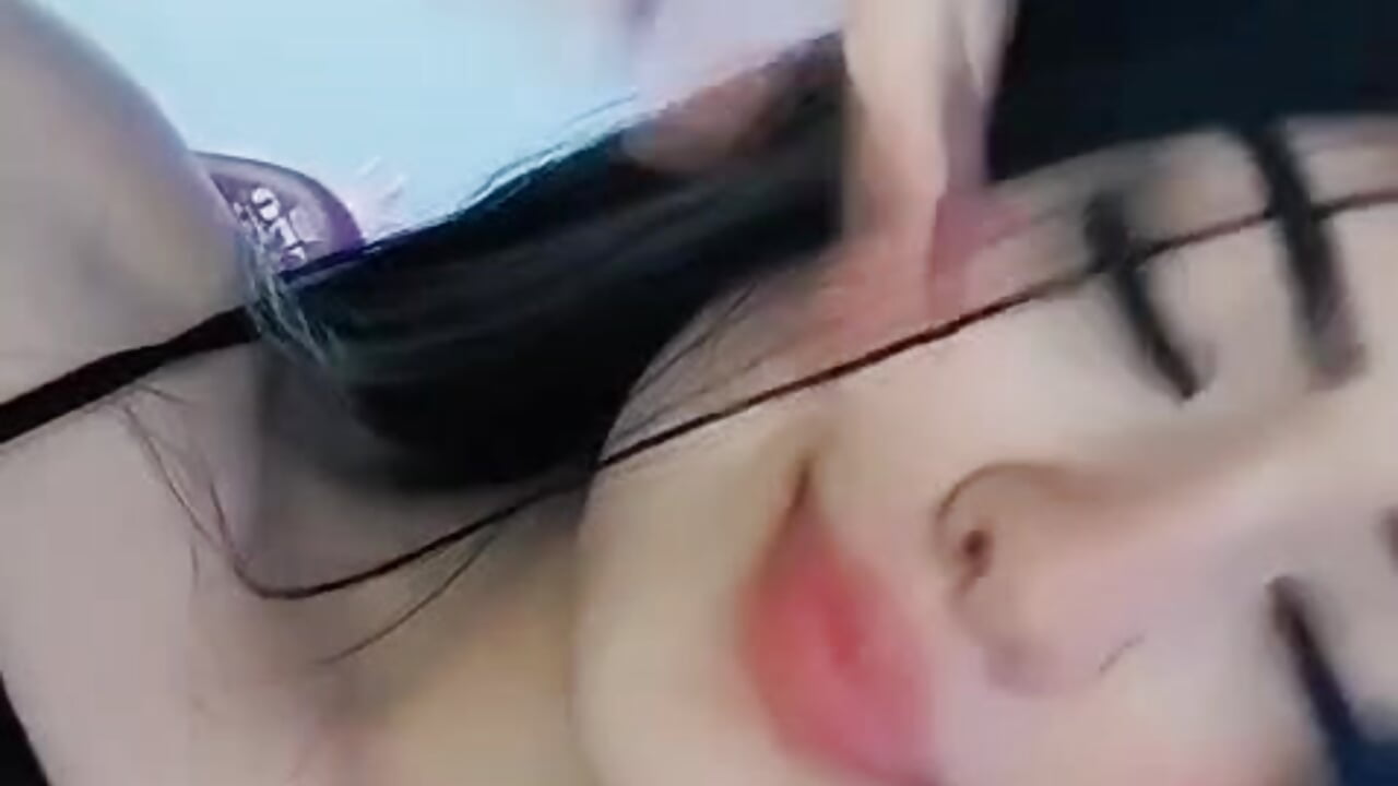 Know me 🎀 - video by Dulce_violeta_ cam model