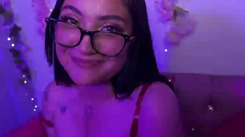 Me - video của người mẫu cam Molly_Denver