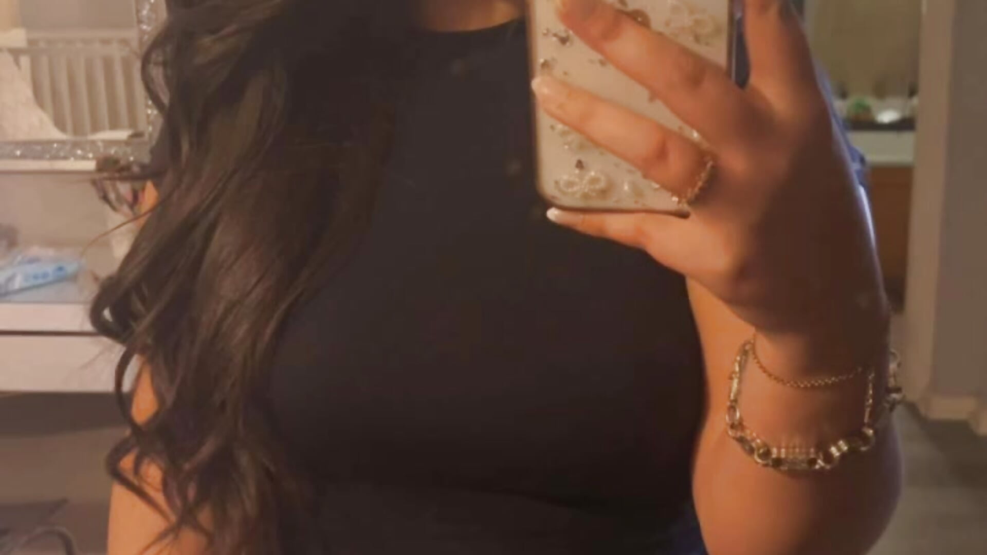 CAC0B578-451C-438E-AAC2-93FA0376C74A - video av Wild_Busty_Niyah_XX cam-modell