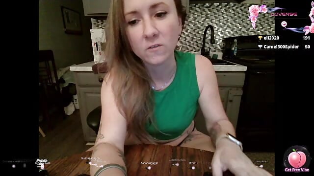 [4 Jan 18:43] Public Show - video by alluringpixie cam model