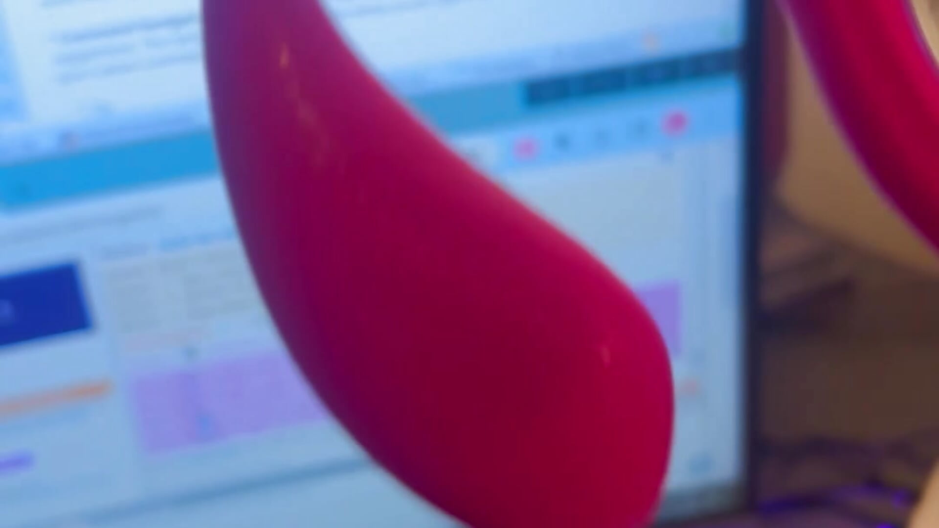 Wet lush after great public show - video av alluringpixie cam model