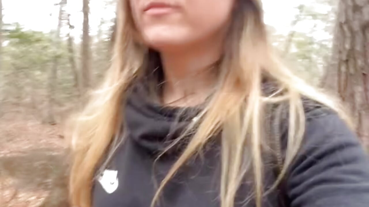 Hiking – video modela na kameri alluringpixie