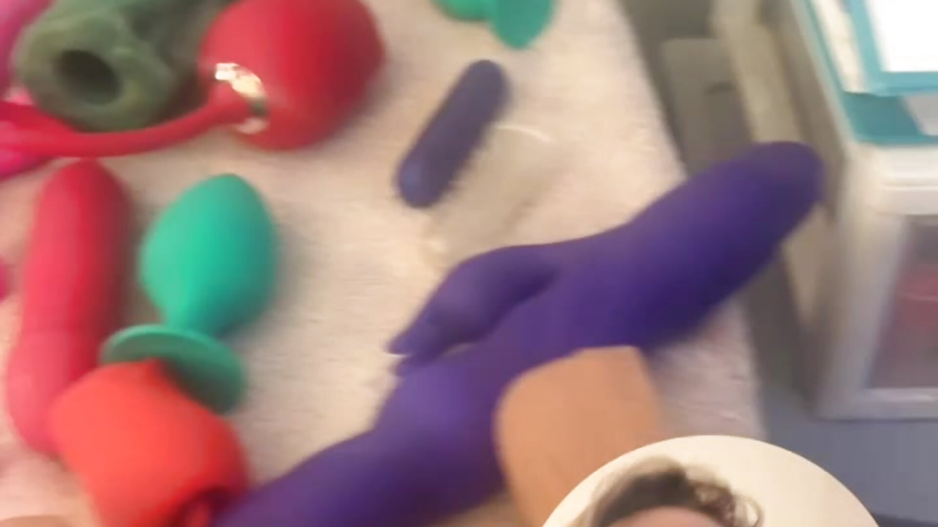 Toy joy - video by alluringpixie cam model