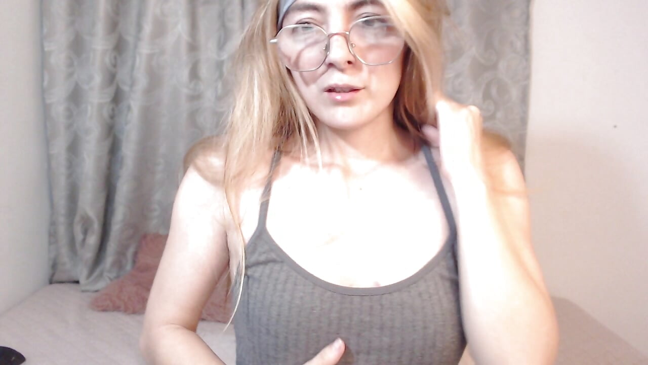 Sexy Palomita - video by pal0mita cam model