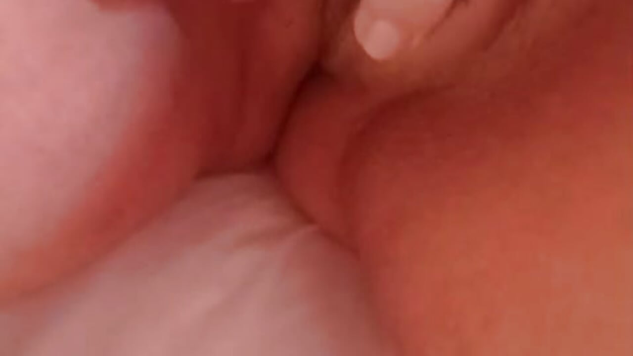 Ur fingers on my pussy SR