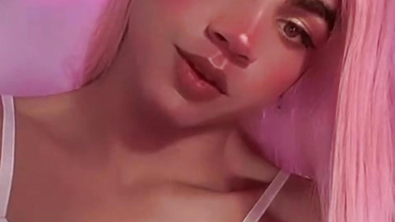 WhatsApp Video 2025-08-24 at 3,54,58 PM - video by Xyara_luv cam model