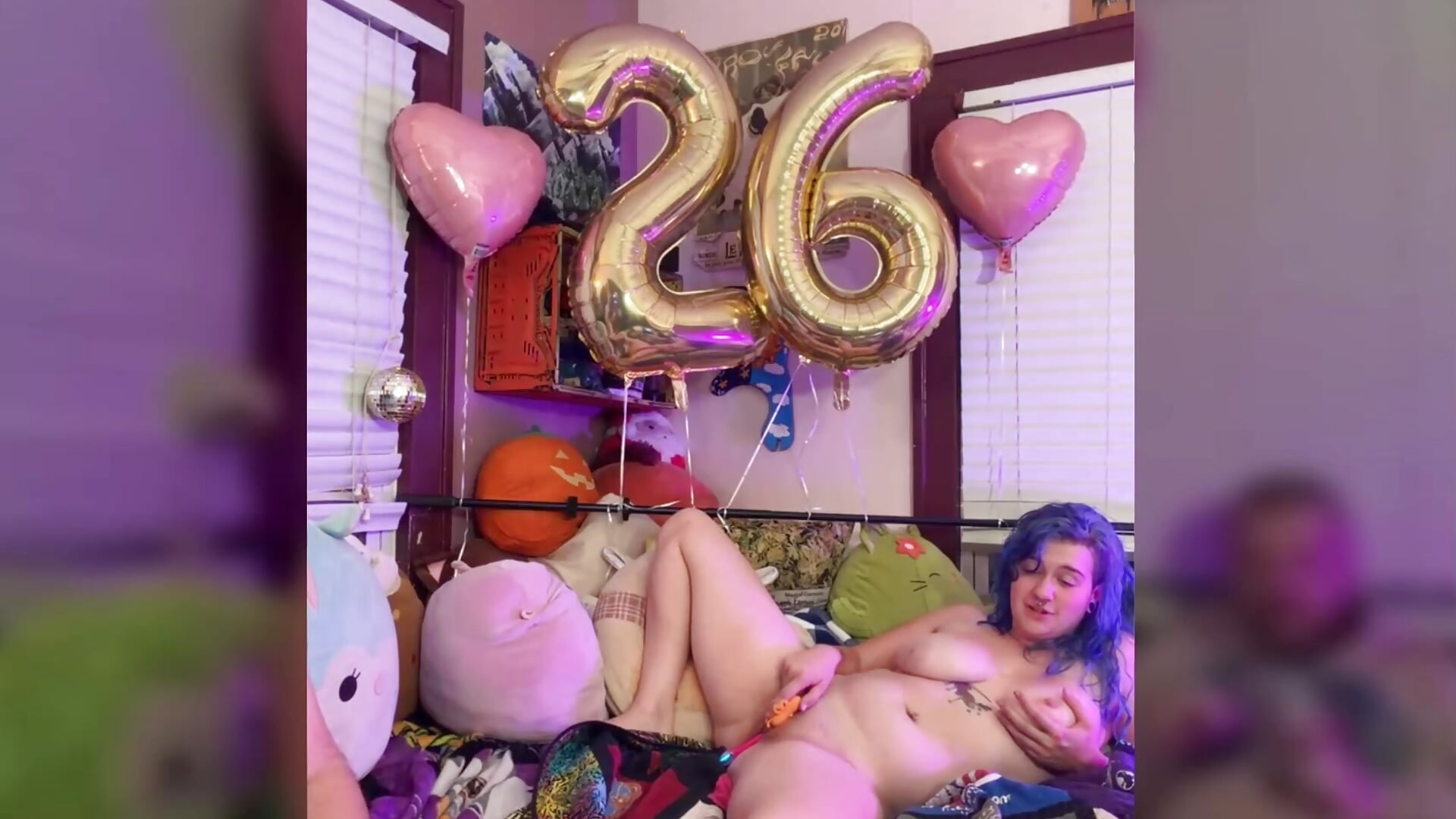 Rosie Cums For the Victor! <3 Jan 1 2026 - rosiebuddy 캠 모델의 동영상