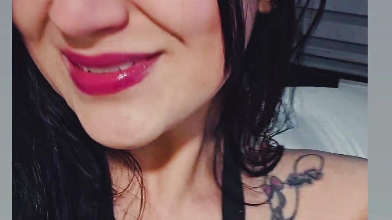 Profile - video by Magenta_Moon cam model
