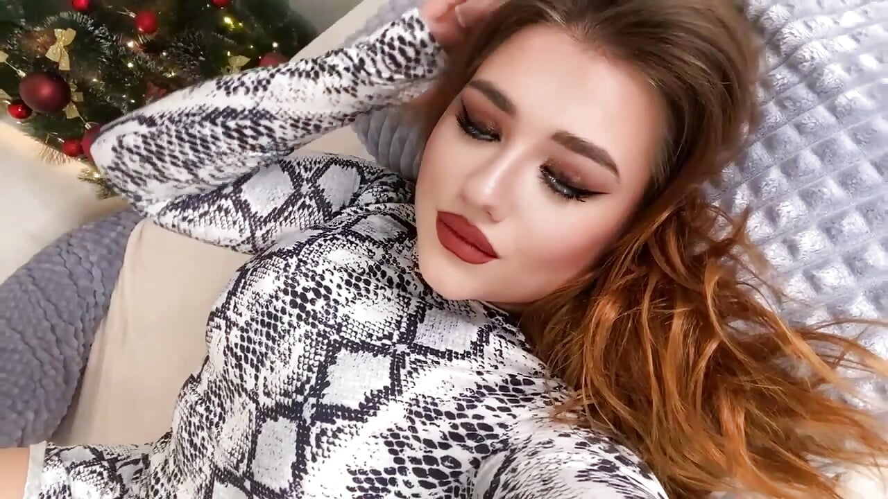 tease u with my tongue - Video von DakotaSecret Cam-Model