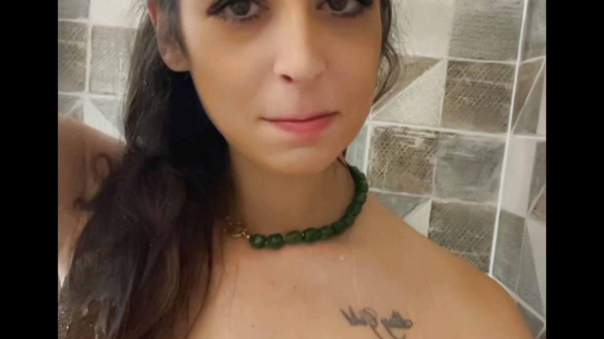 ❤️‍🔥🚿 SHOWER HOT - video di Deborahoff modella di cam