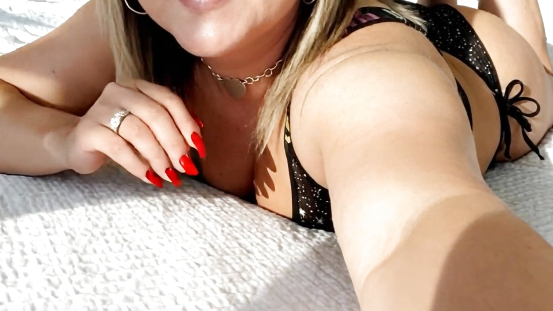 BedandBlackSuite - video by ThkGrlD cam model