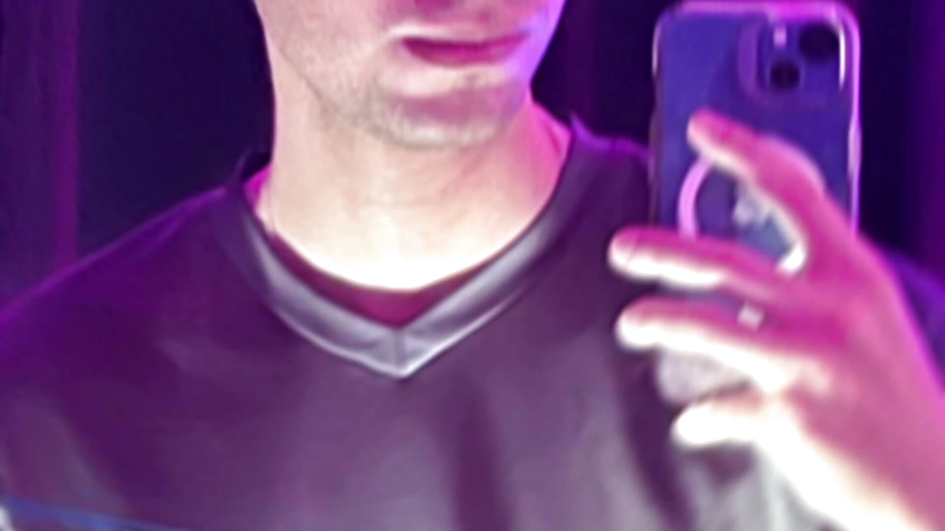 4ca5a8fcd1cc400998f6bdedea36512e - video by khoz_ler_ cam model