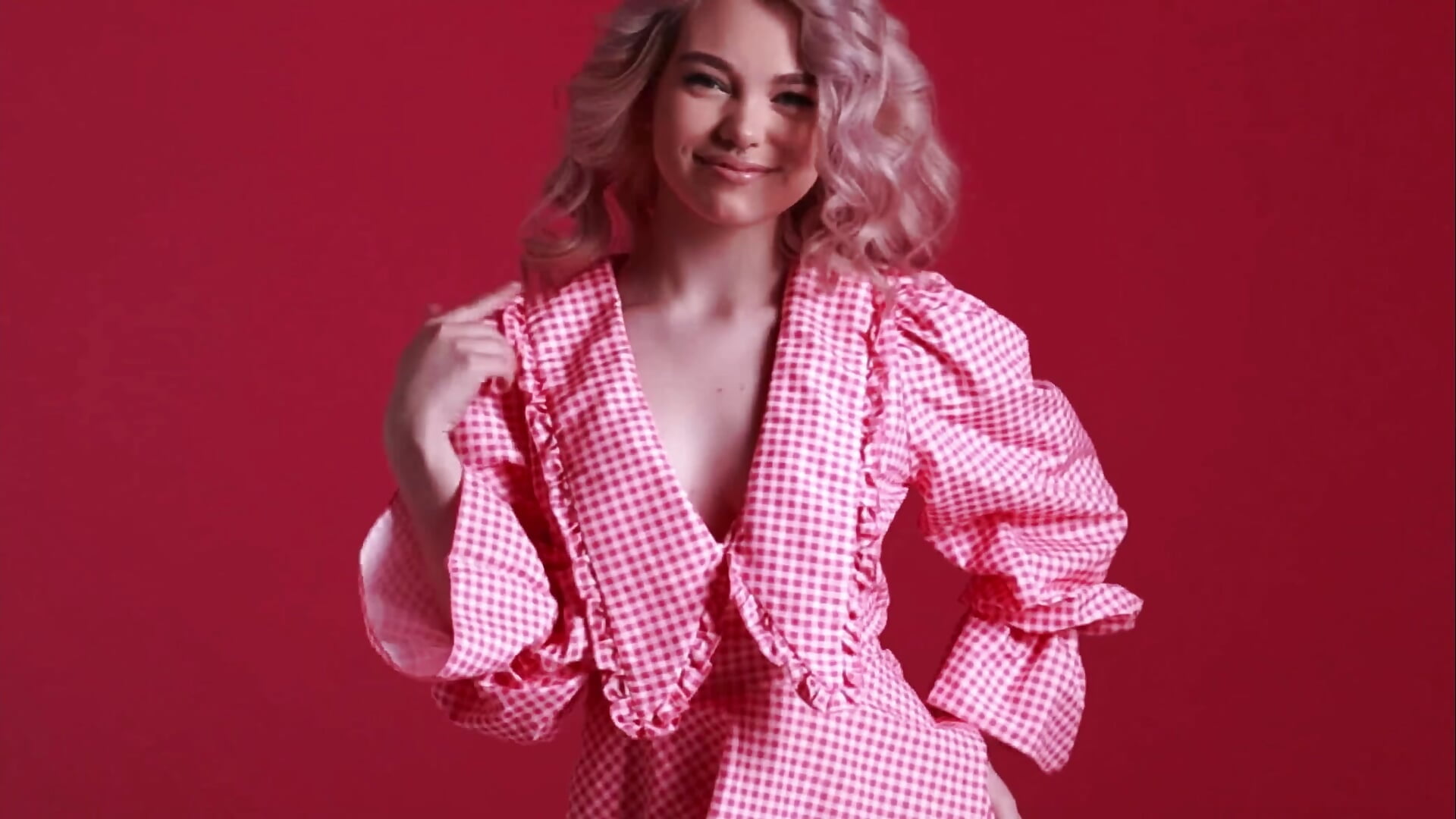 Cutie 🧝🏻‍♀️ - video by AnnAdison cam model