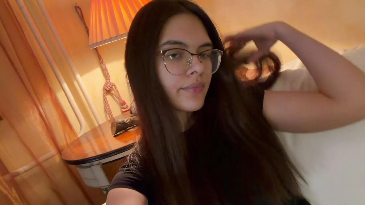 Hello world :D - video by CorrinaHowery cam model