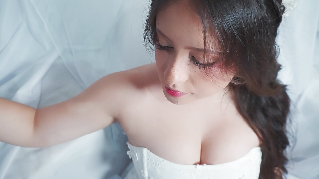 profile-intro-video-1777564885 - video di BellaFlecher modella di cam