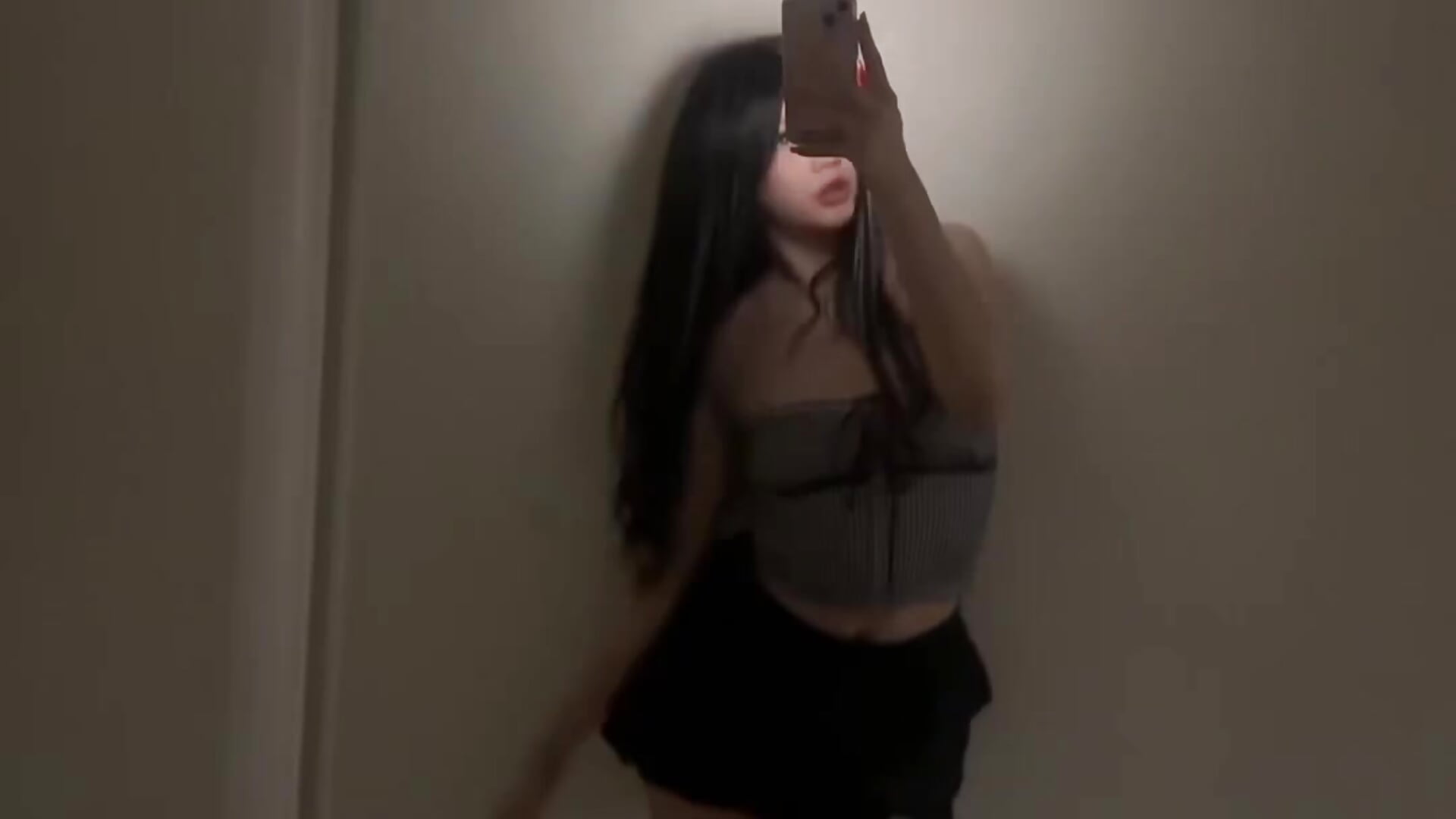 🫦 - video by meganmex cam model