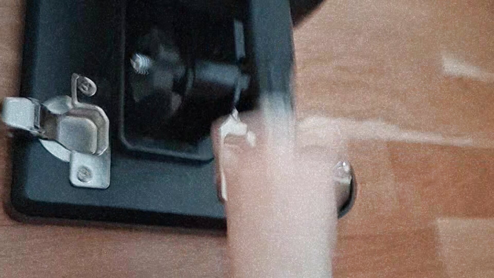 VERY Wet pussy with fuckmachine - فيديو من QueenDeluxe موديل الكام