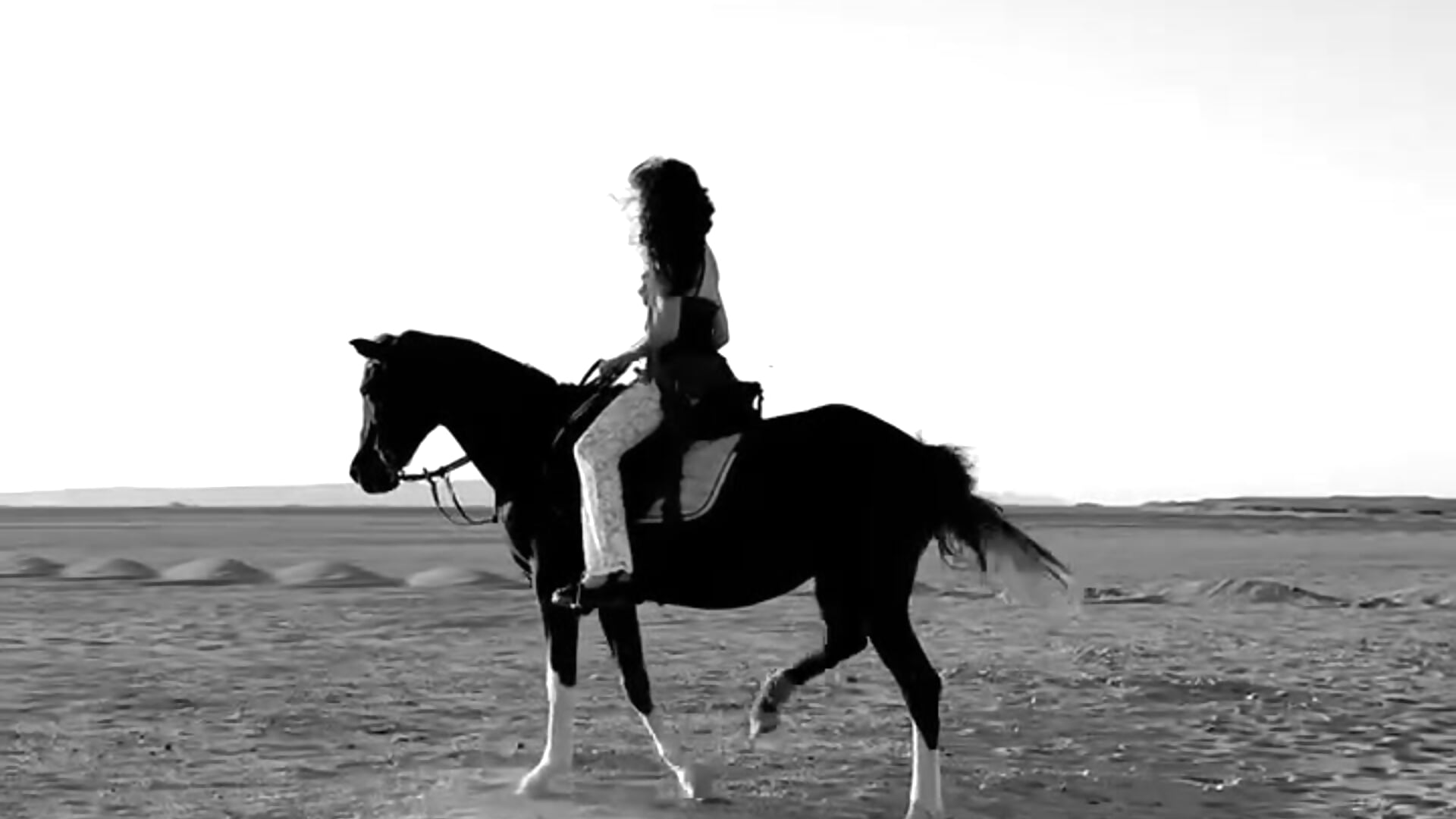 Really, i know how to ride a horse, so i could ride you too o.o - video by ShelaLeya cam model