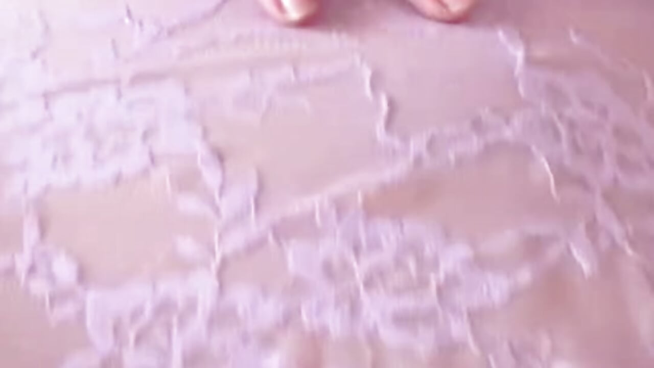 Can you listen my wet pussy? — filmik CurlyMilf_Vannexxxa, modela(-lki) na kamerkach