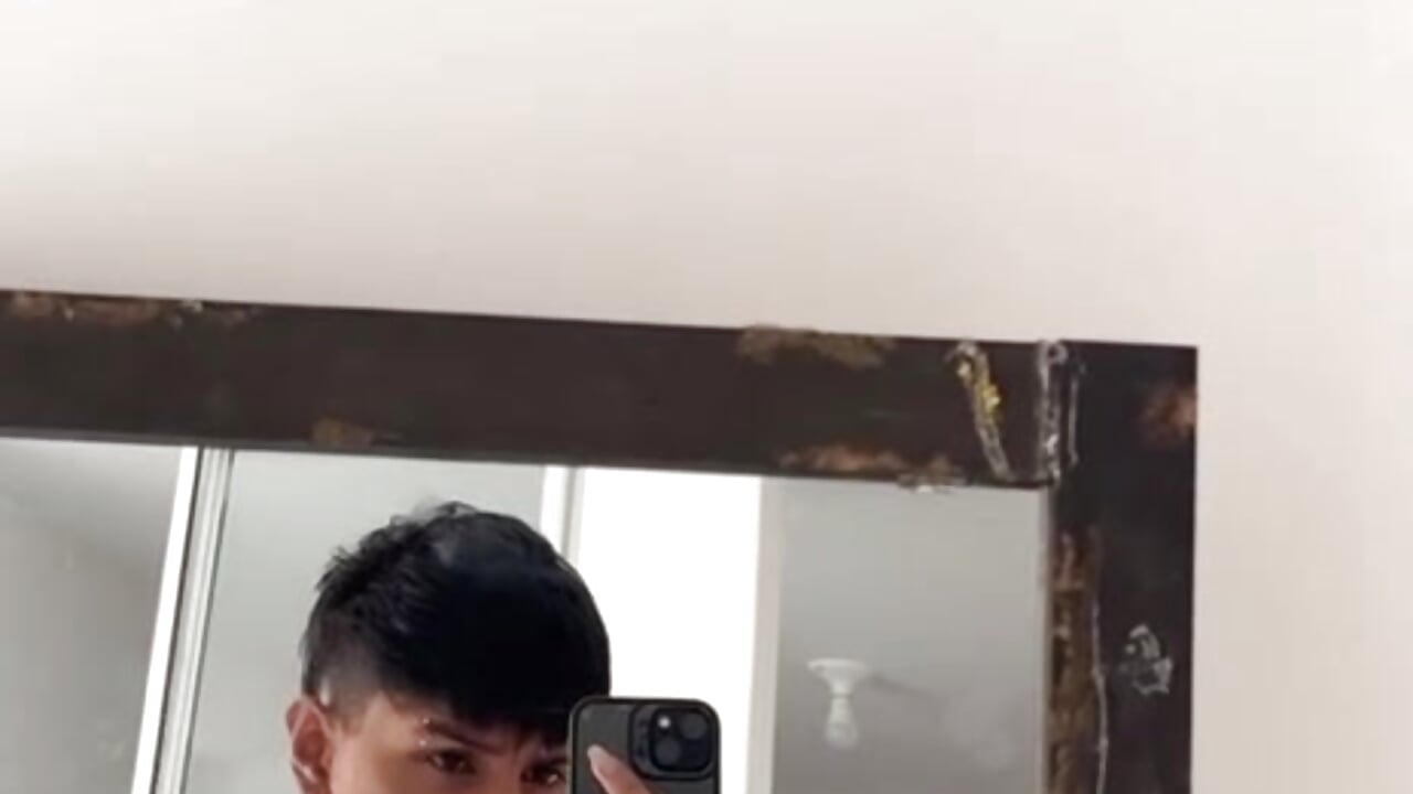 WhatsApp Video 2025-12-08 at 5,03,38 PM - فيديو من Andycillo موديل الكام