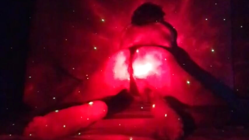 [5 May 00:59] Public Show - video van onesubguy cam-model