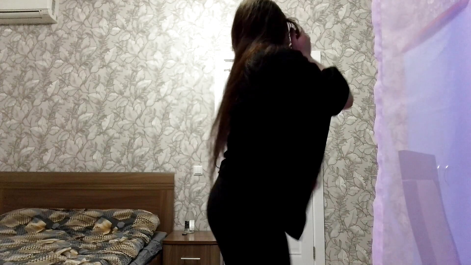 A little more me - video by HowledDuty cam model