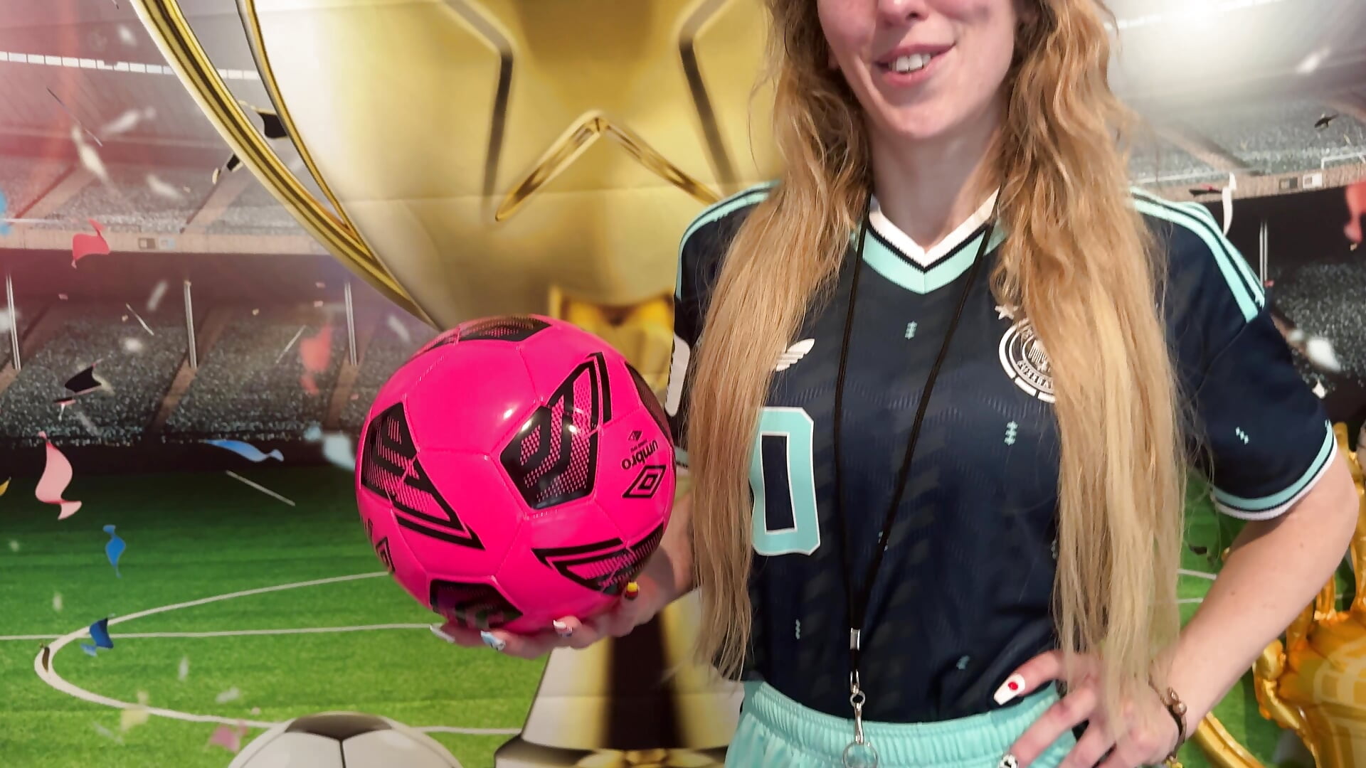Fan Outfit Check Video - βίντεο μοντέλου CelestialRuby