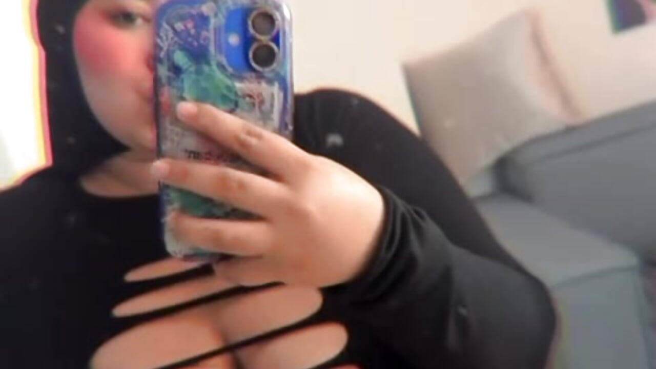 🍒🍒🤩 – video modela na kameri Zalma_eva