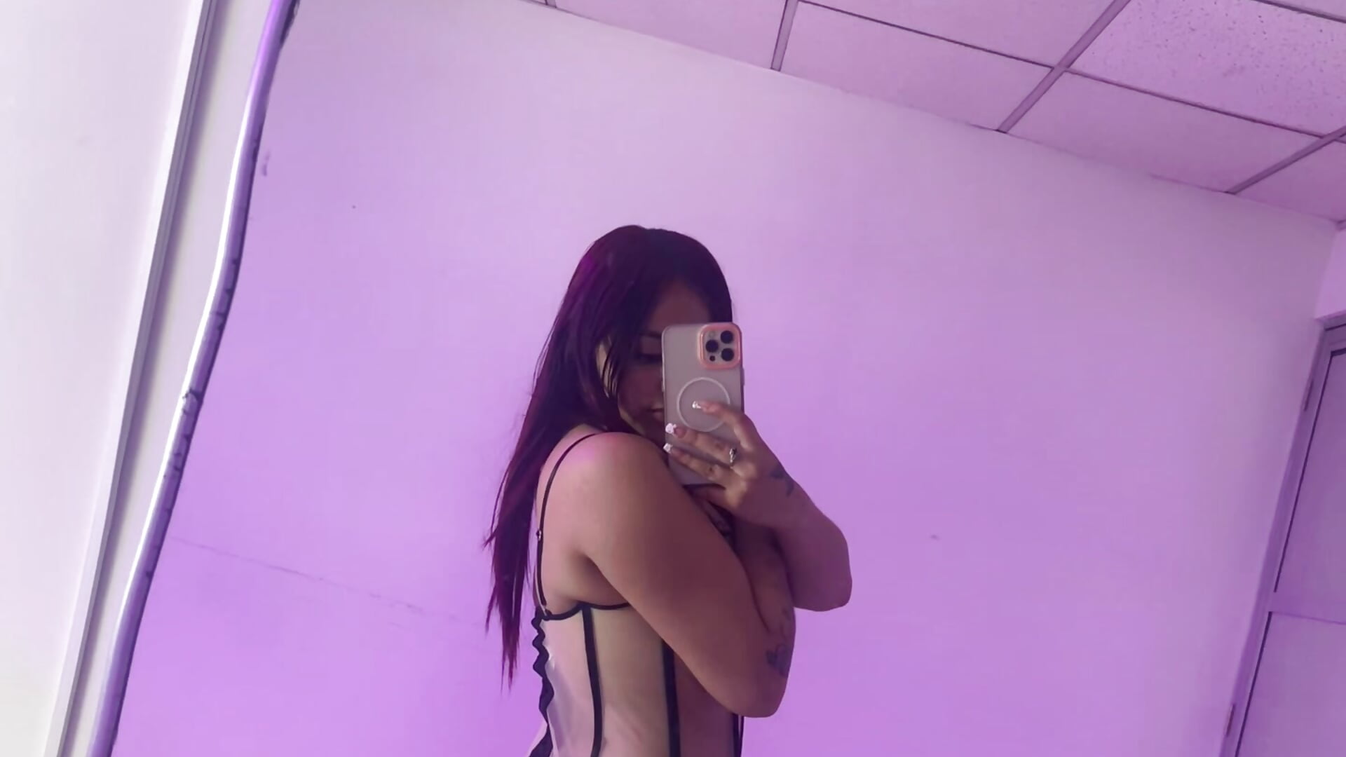 Cerecita🍒 - IssysLeBlanc adlı kamera modelinin videosu