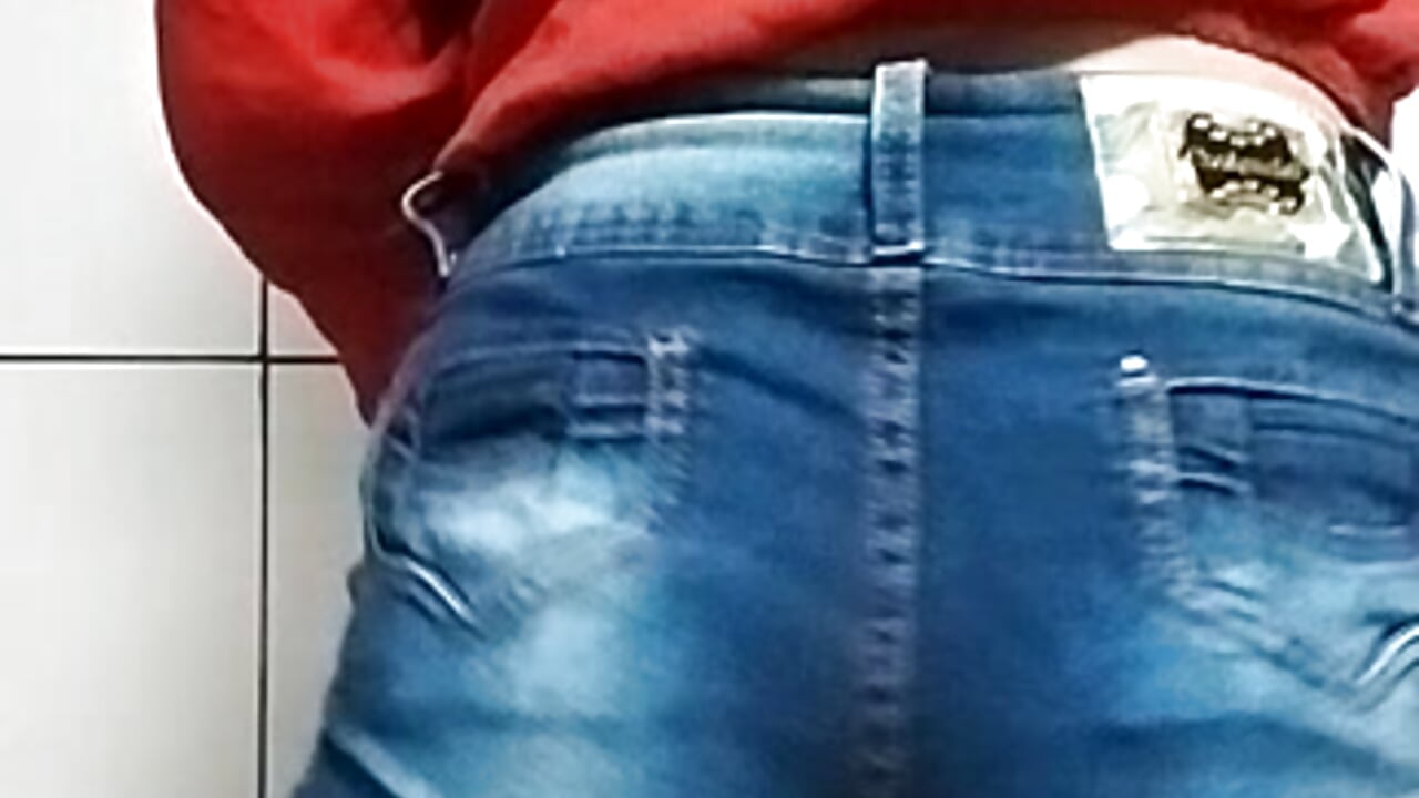 Danypopozuda e sua bunda gigante rebolado gostoso — filmik Danypopozuda, modela(-lki) na kamerkach