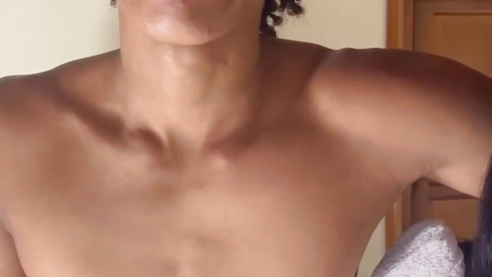 hellooo - video by friends_420 cam model