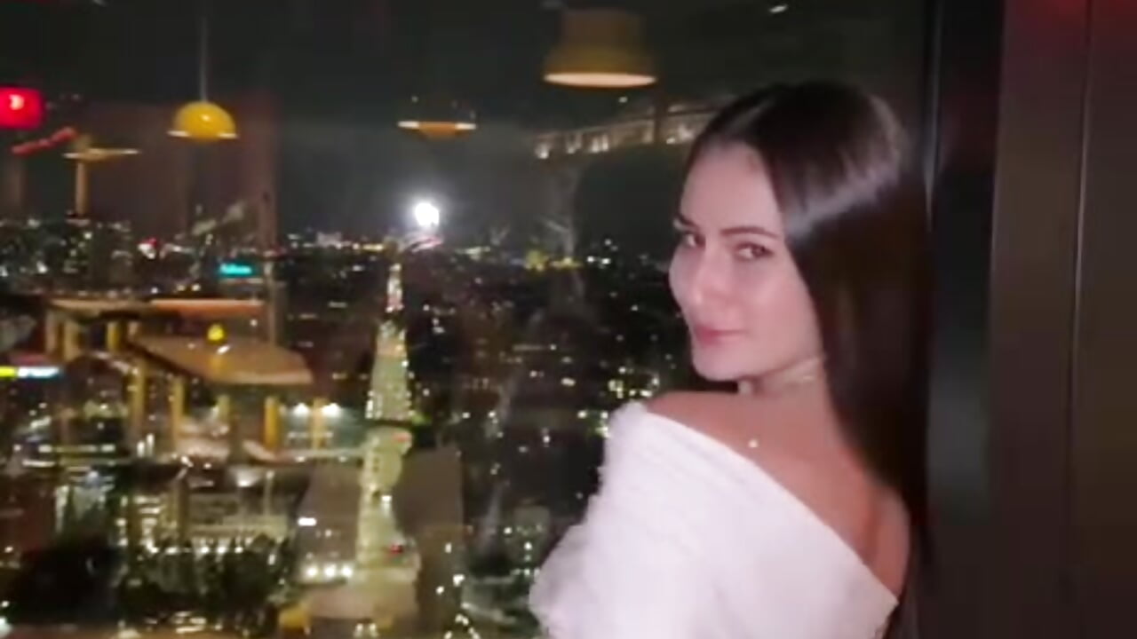 It's me - video by MiraaLes cam model