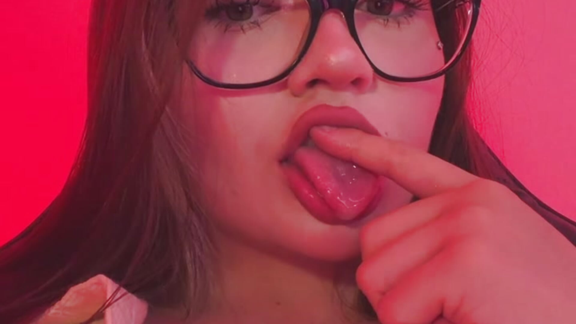 Quieres ayudarme un poco? 😏 - vídeo de Daniela_ruizz modelo de câmara