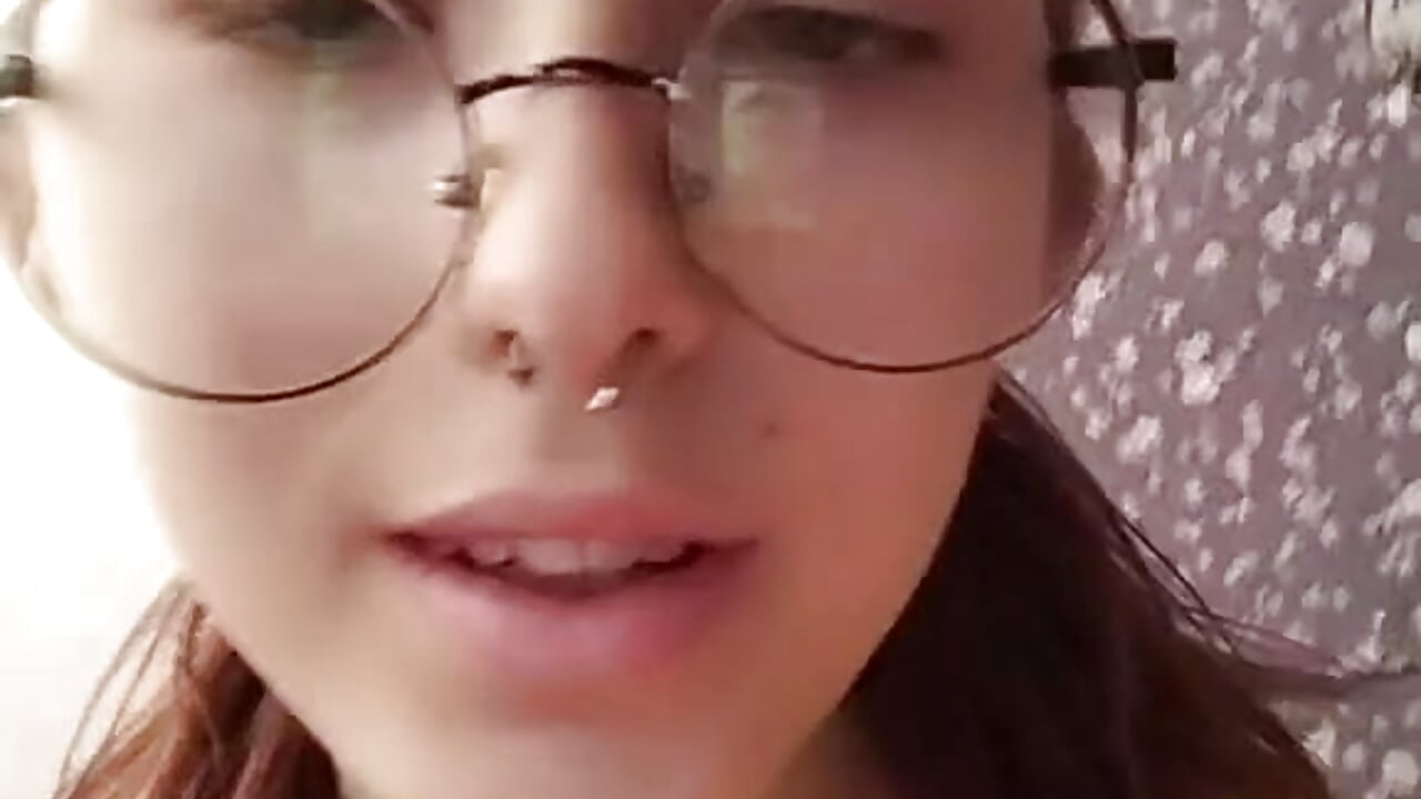 <3 - video by VictorinaMccorey cam model