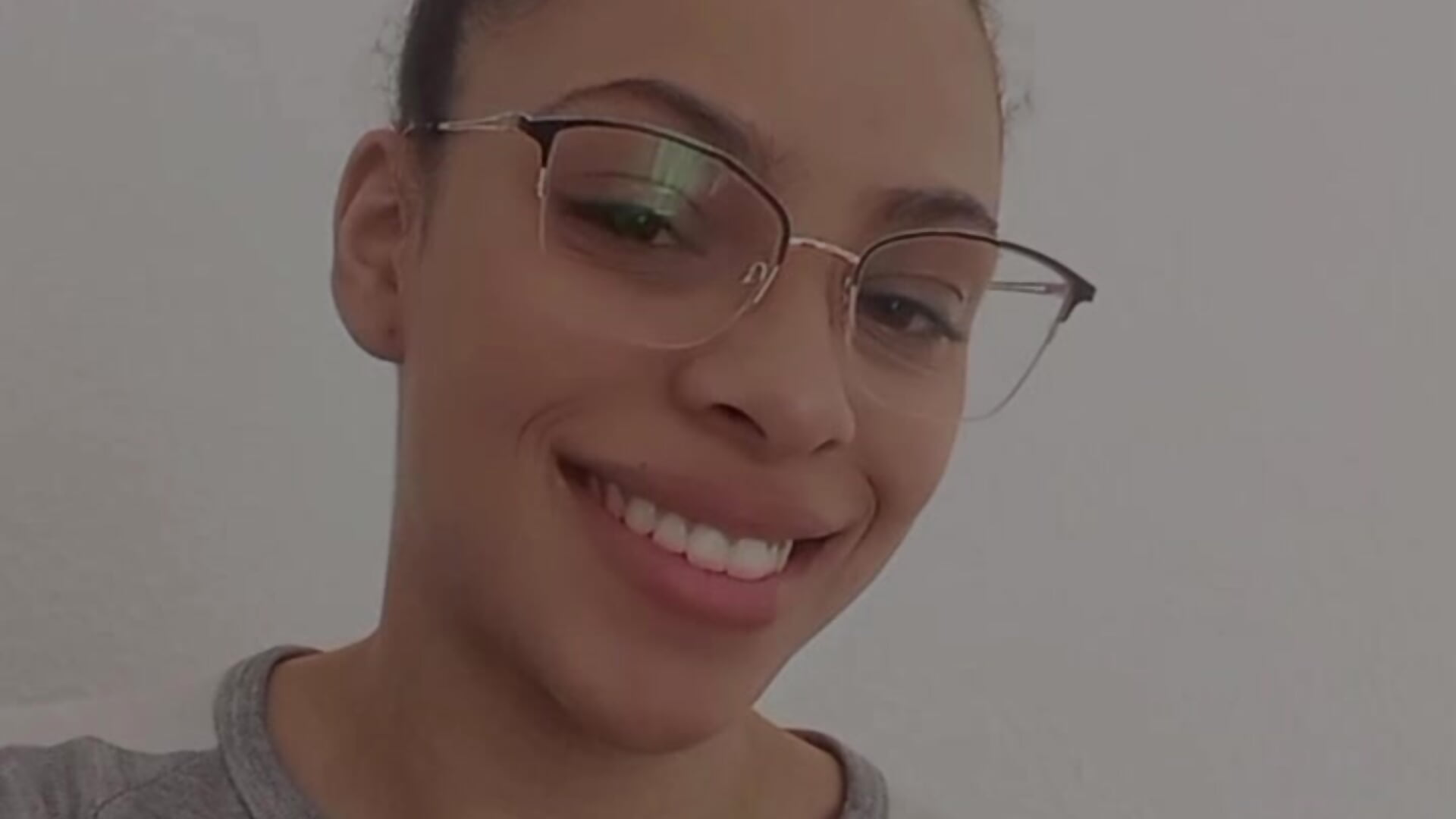 .) - Vídeo de RosenaMcmurtrie, modelo de vídeos