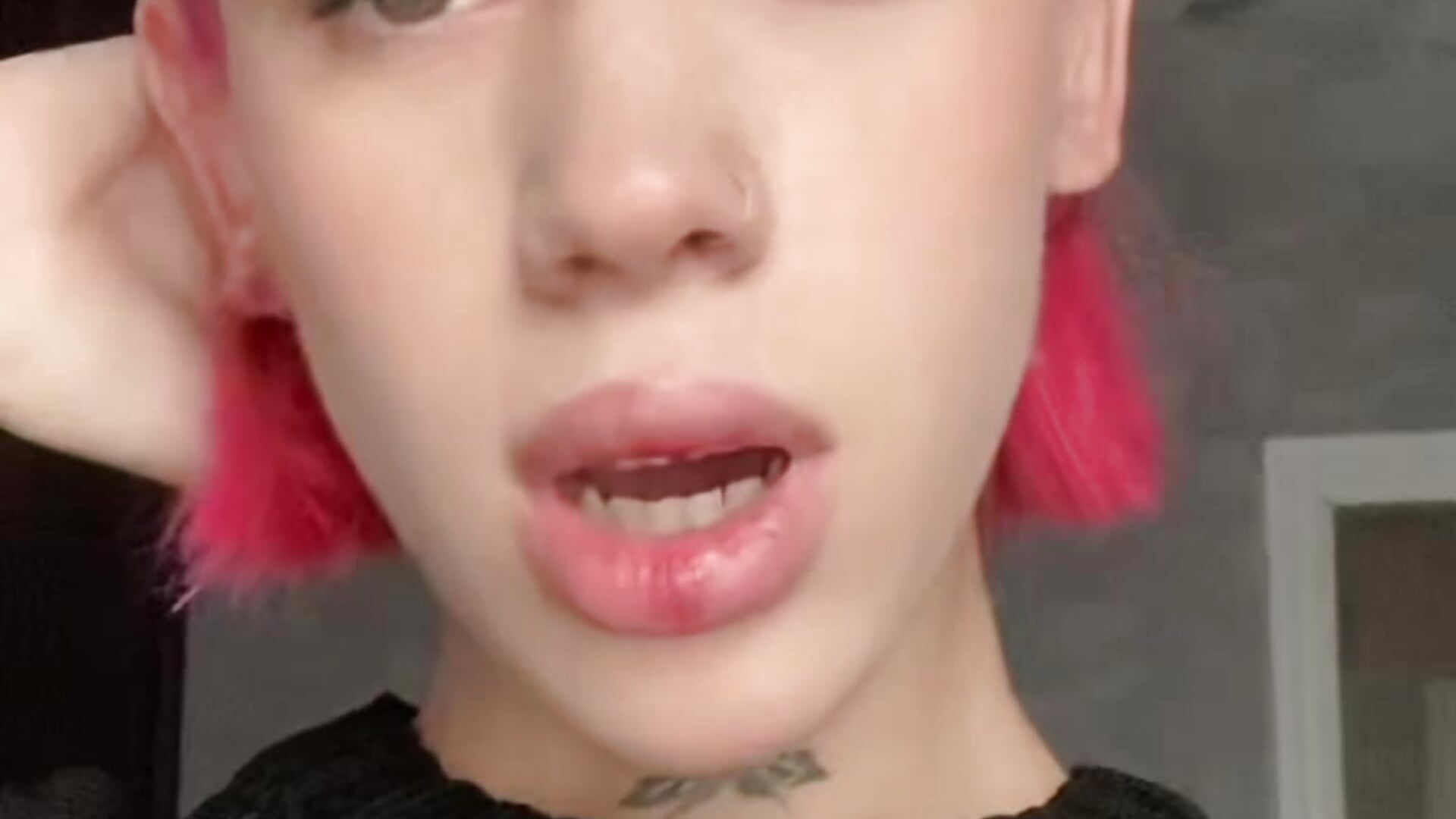 116550f35fb44e9a8b74b8b601406063 - video by polimun cam model