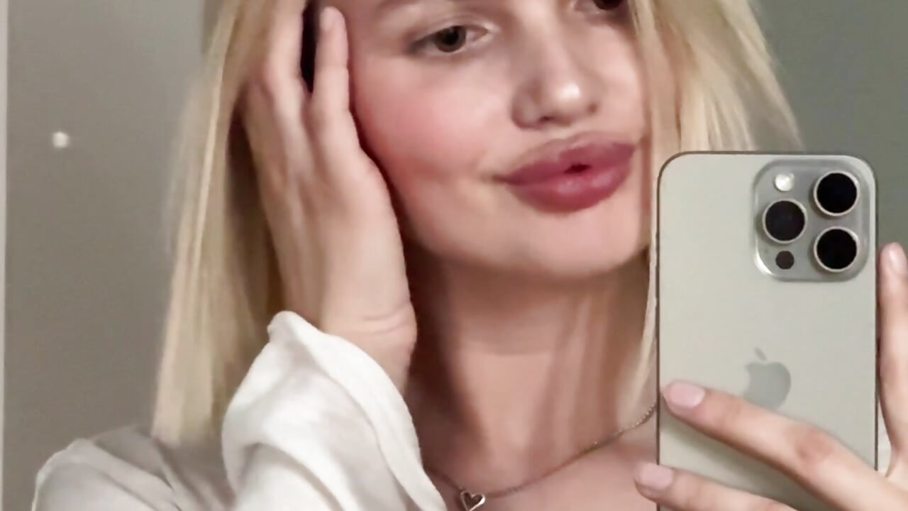 hi hi - Video von AmeliaWellss Cam-Model