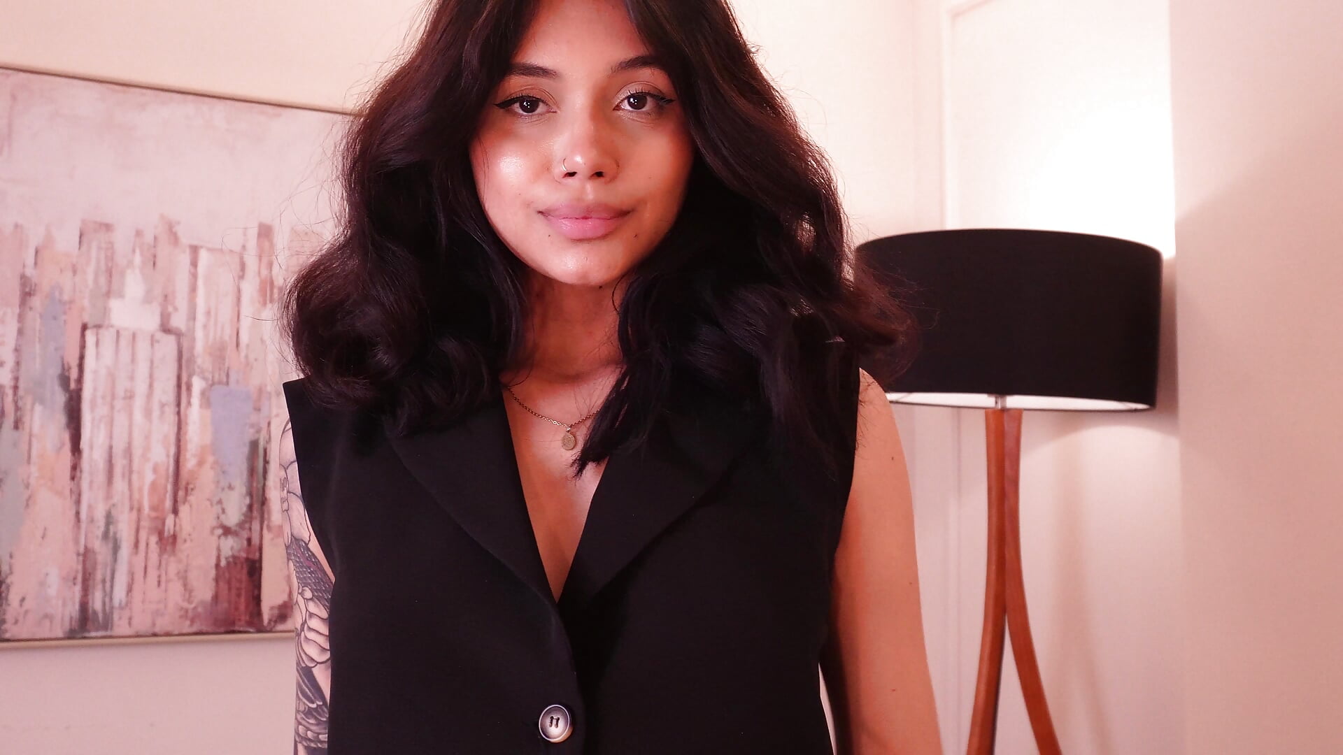 Those eyes 🌙 - video by SeleneVaughan