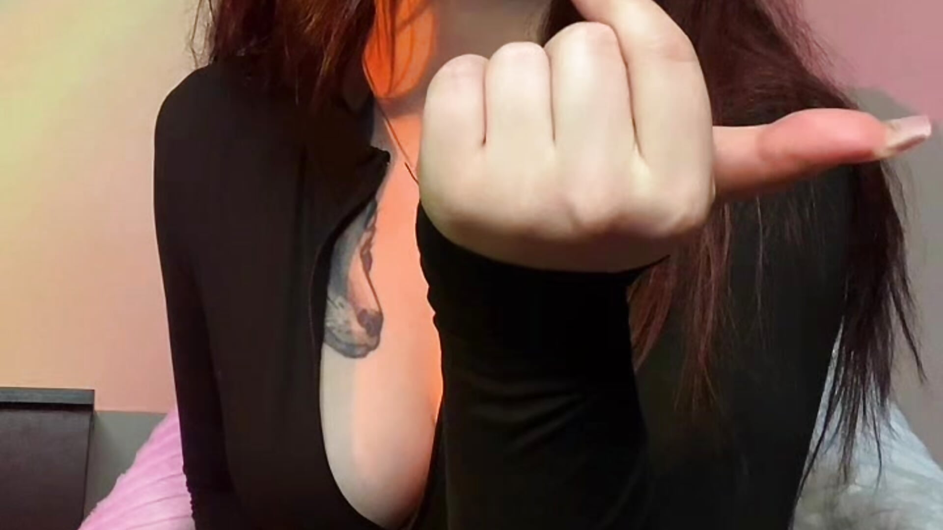 come closer 🫦 - Vídeo de Goddess_AdelineQuinn, modelo de vídeos