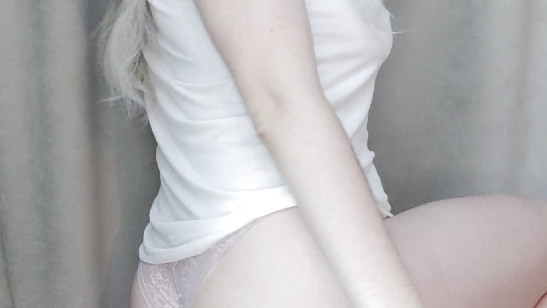 VID_20241219_054703 – video modela na kameri RueSimp