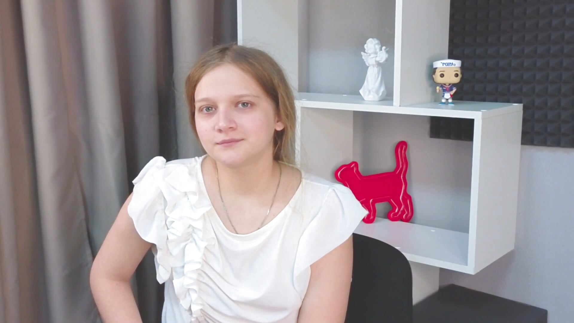 My first video there <3 - فيديو من HazeElariel موديل الكام