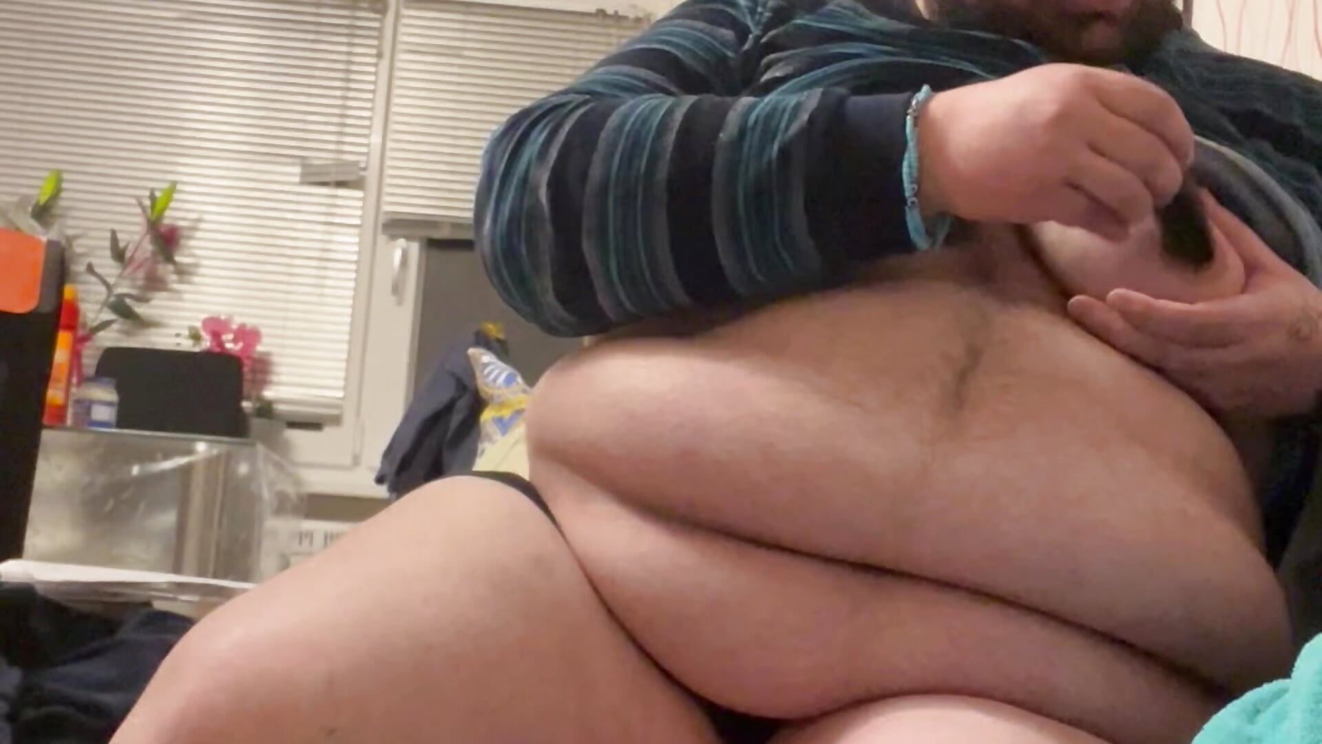 Giochiamo un po’ col plug - video av P0rco89 cam model