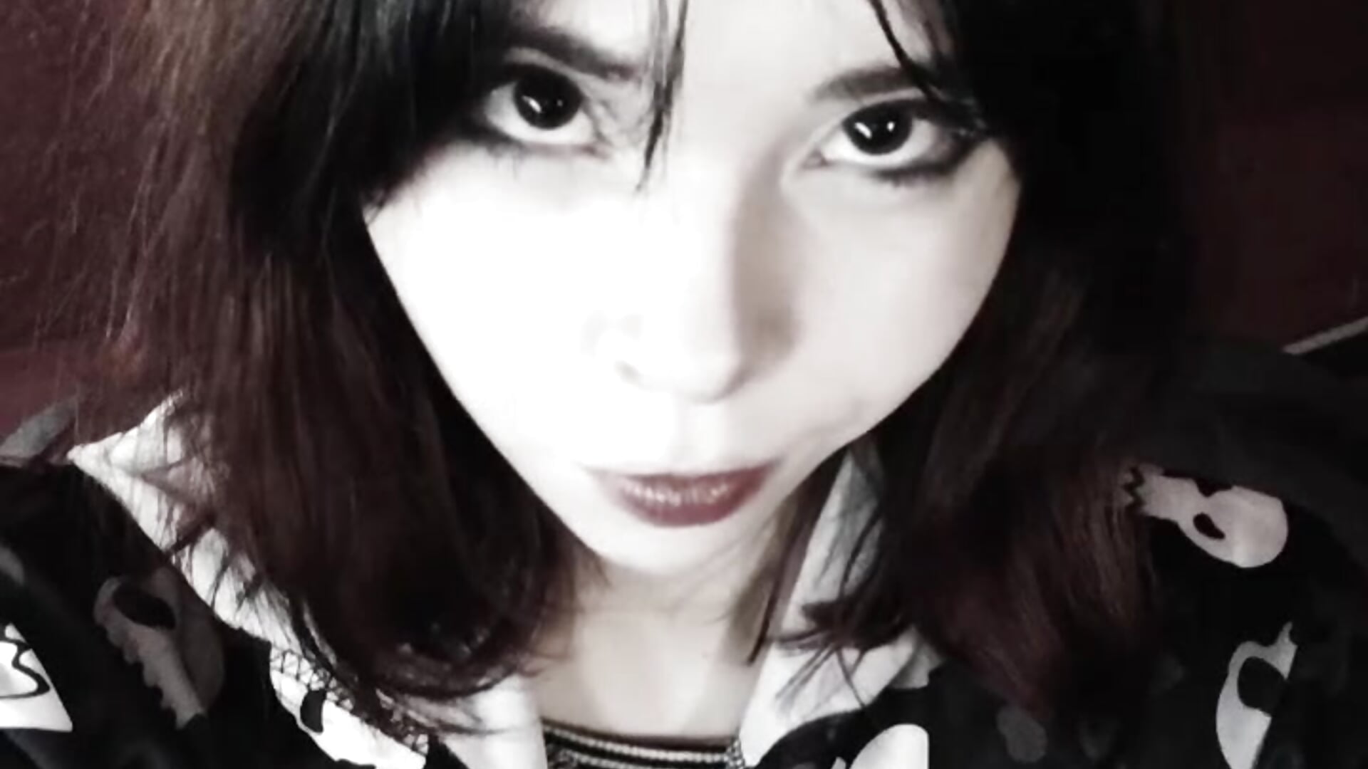 Goth Girl𐍊 - video by TempieLegrant cam model